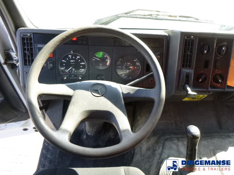 Interior photo 2: Truk derek Mercedes-Benz SK 2031 4X2 + Palfinger PK13000