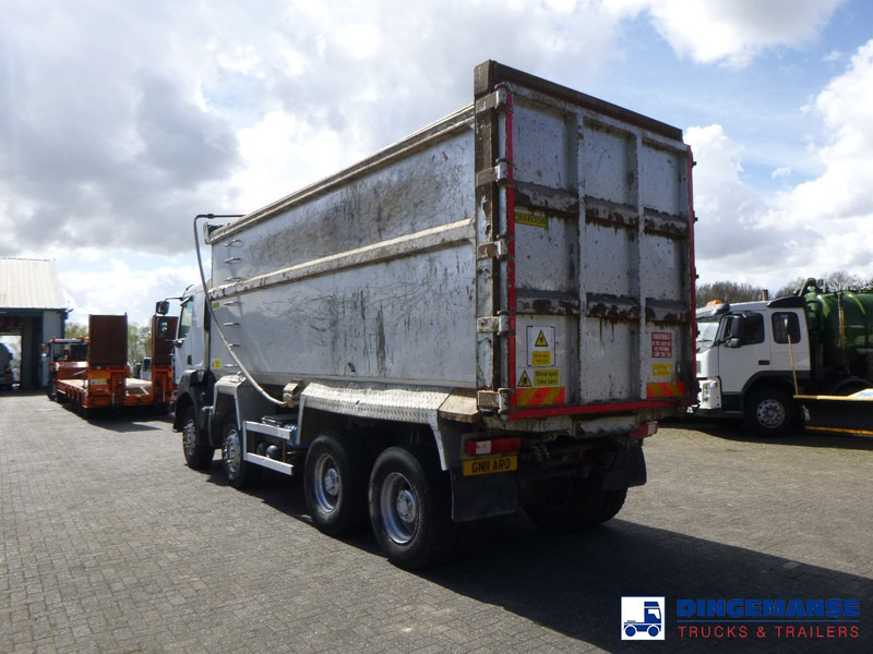 Renault Kerax 430 DXI 8x4 RHD tipper steel 31 m3 - Truk jungkit: gambar 3 Renault Kerax 430 DXI 8x4 RHD tipper steel 31 m3 - Truk jungkit: gambar 3