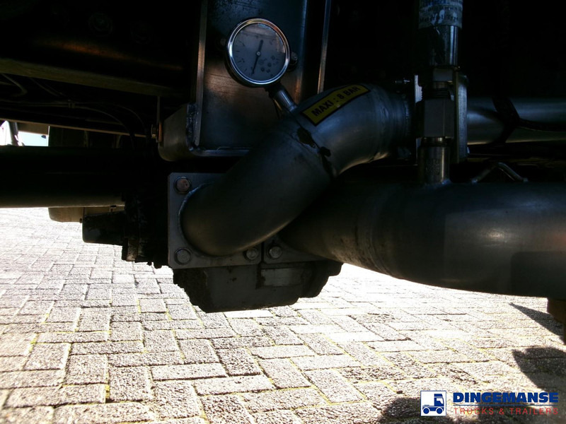 Leasing Renault Premium 300 6x2 fuel tank 19 m3 / 5 comp / ADR 31/08/24 Renault Premium 300 6x2 fuel tank 19 m3 / 5 comp / ADR 31/08/24: gambar 16 Leasing Renault Premium 300 6x2 fuel tank 19 m3 / 5 comp / ADR 31/08/24 Renault Premium 300 6x2 fuel tank 19 m3 / 5 comp / ADR 31/08/24: gambar 16