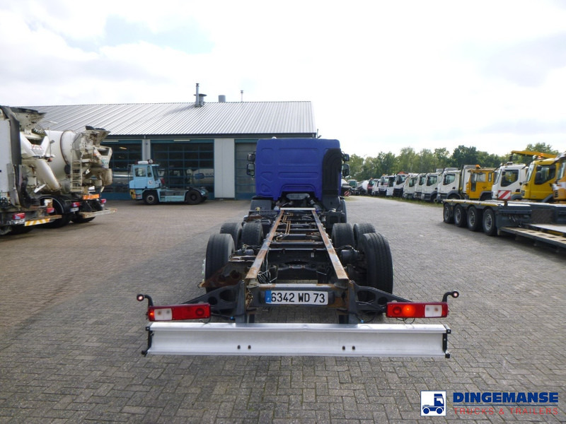 Renault Premium 320 dxi 6x2 chassis ADR - Truk tangki: gambar 5 Renault Premium 320 dxi 6x2 chassis ADR - Truk tangki: gambar 5