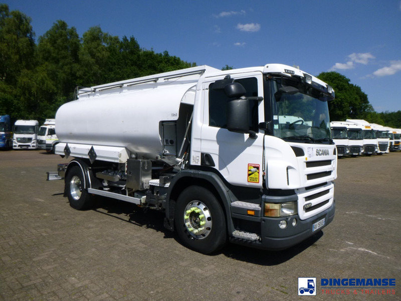 Scania P 270 DB 4x2 fuel tank 14 m3 / 3 comp - Truk tangki: gambar 2 Scania P 270 DB 4x2 fuel tank 14 m3 / 3 comp - Truk tangki: gambar 2