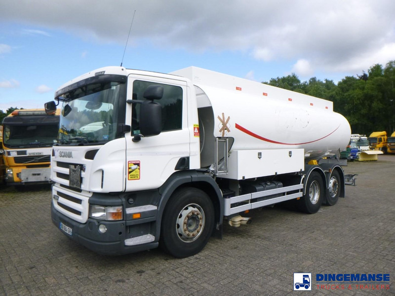 Scania P 320 DB 6X2 fuel tank 18.8 m3 / 5 comp - Truk tangki: gambar 1 Scania P 320 DB 6X2 fuel tank 18.8 m3 / 5 comp - Truk tangki: gambar 1