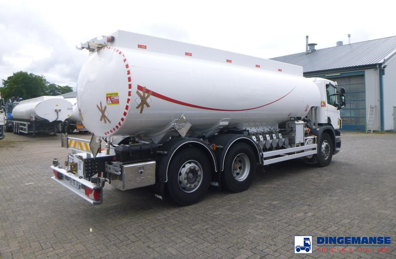 Scania P 320 DB 6X2 fuel tank 18.8 m3 / 5 comp - Truk tangki: gambar 4 Scania P 320 DB 6X2 fuel tank 18.8 m3 / 5 comp - Truk tangki: gambar 4