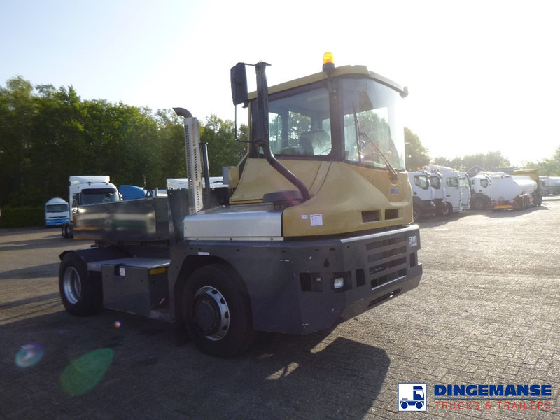 MOL RM 255 4X4 terminal drawbar tractor 150 ton - Tractor head: gambar 2 MOL RM 255 4X4 terminal drawbar tractor 150 ton - Tractor head: gambar 2