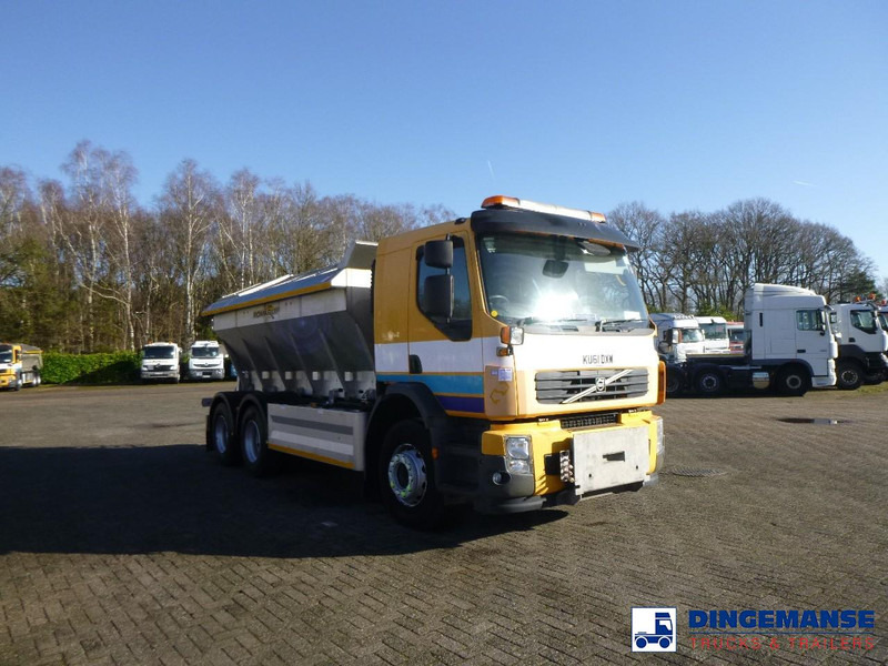 Volvo FE 340 6x4 RHD salt spreader / gritter - Truk bajak salju: gambar 2 Volvo FE 340 6x4 RHD salt spreader / gritter - Truk bajak salju: gambar 2
