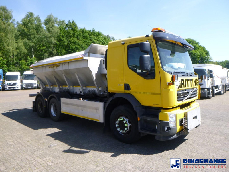 Volvo FH 340 6x4 RHD Romaquip gritter / salt spreader - Truk bajak salju: gambar 2 Volvo FH 340 6x4 RHD Romaquip gritter / salt spreader - Truk bajak salju: gambar 2