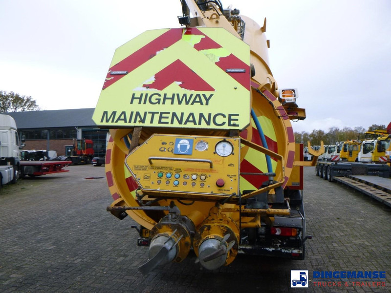 Volvo FL 4x2 Vacuum truck Whale 8.1 m3 - Truk vakum: gambar 5 Volvo FL 4x2 Vacuum truck Whale 8.1 m3 - Truk vakum: gambar 5