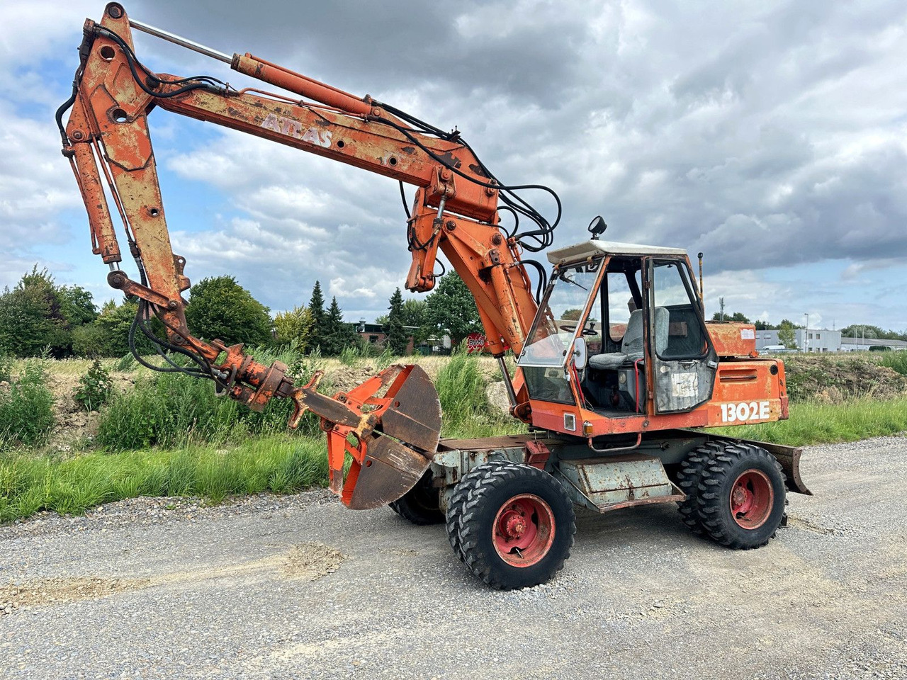 Atlas MOBILBAGGER 1302 E - Ekskavator roda: gambar 3 Atlas MOBILBAGGER 1302 E - Ekskavator roda: gambar 3