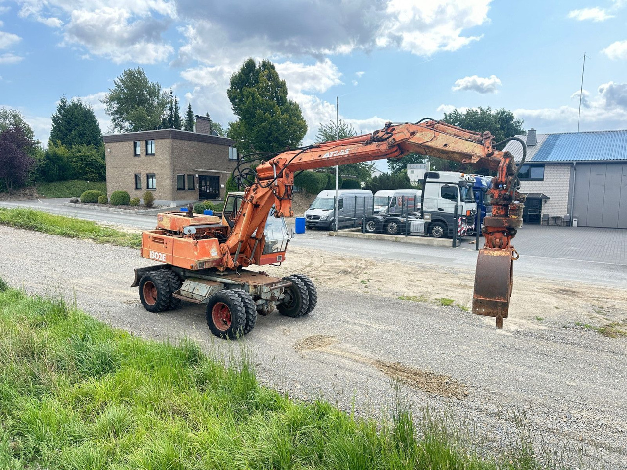 Atlas MOBILBAGGER 1302 E - Ekskavator roda: gambar 2 Atlas MOBILBAGGER 1302 E - Ekskavator roda: gambar 2