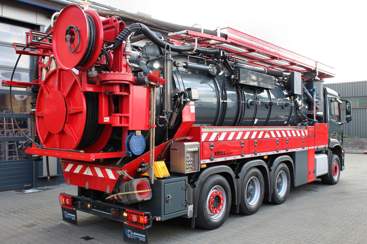 Mercedes-Benz AROCS 3246 8x4 Kroll 16m³ WRG Winterheizung -15C - Truk vakum: gambar 4 Mercedes-Benz AROCS 3246 8x4 Kroll 16m³ WRG Winterheizung -15C - Truk vakum: gambar 4