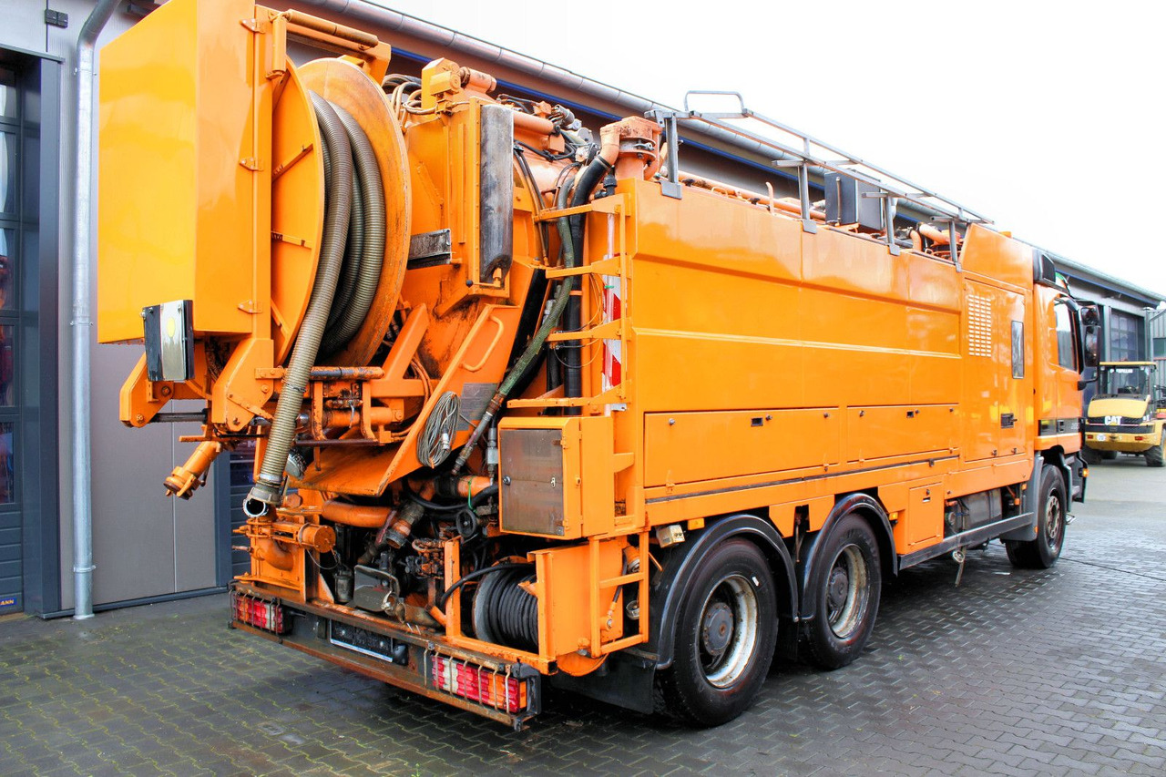 Mercedes-Benz Actros 2653 6x4 V8 Müller 16m³ Saug u.Spül-Kombi - Truk vakum: gambar 4 Mercedes-Benz Actros 2653 6x4 V8 Müller 16m³ Saug u.Spül-Kombi - Truk vakum: gambar 4