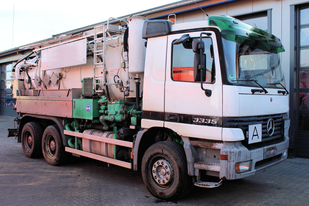 Mercedes-Benz Actros 3335 6x4 Kroll 13m³ HD-Kombi ADR/GGVS V2A - Truk vakum: gambar 1 Mercedes-Benz Actros 3335 6x4 Kroll 13m³ HD-Kombi ADR/GGVS V2A - Truk vakum: gambar 1
