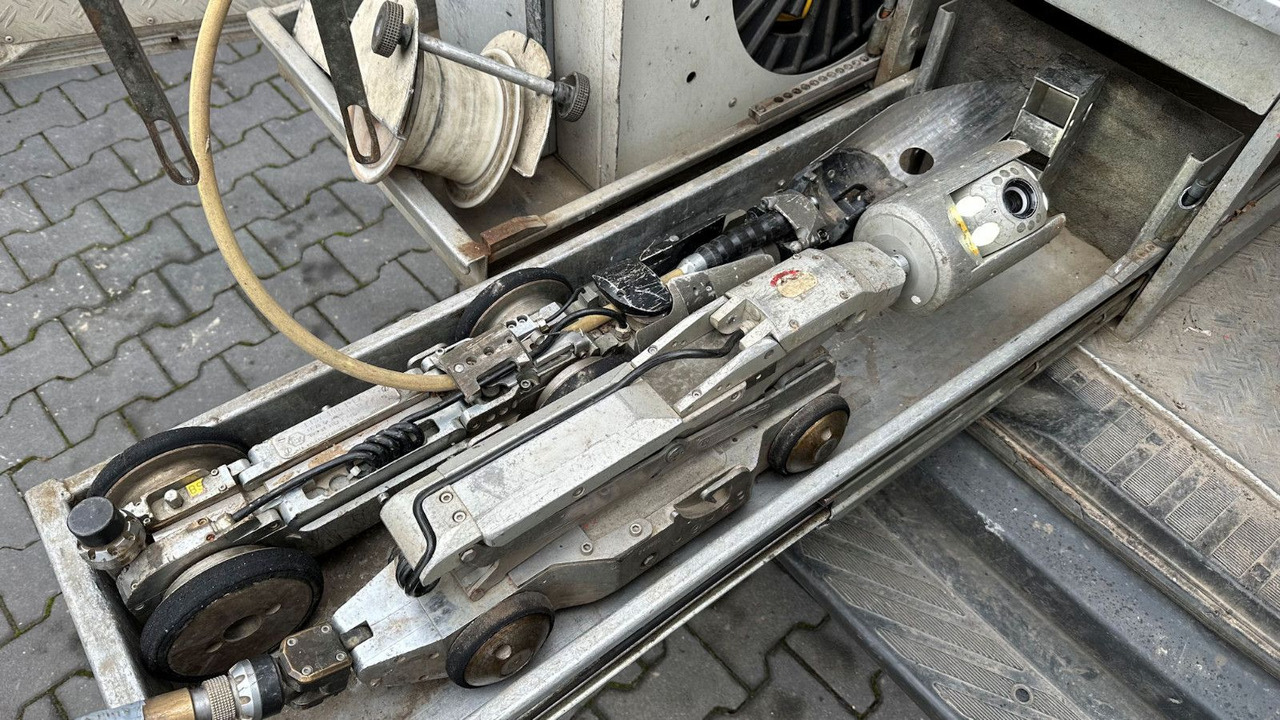 Mercedes-Benz Sprinter 516 CDI IBAK-TV Kamera Inspektion LISY - Truk vakum: gambar 3 Mercedes-Benz Sprinter 516 CDI IBAK-TV Kamera Inspektion LISY - Truk vakum: gambar 3