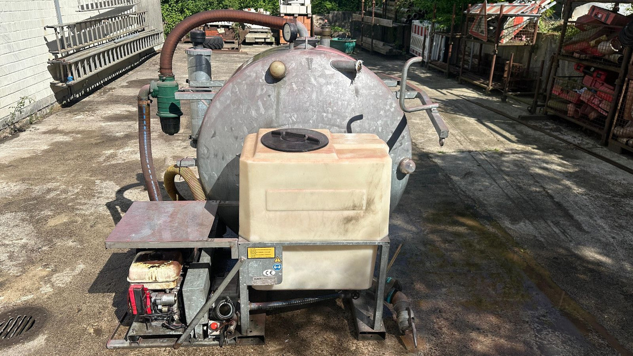 Saug-Druck fass Flexi + 2 Frisch-Wassertaschen - Truk vakum: gambar 1 Saug-Druck fass Flexi + 2 Frisch-Wassertaschen - Truk vakum: gambar 1