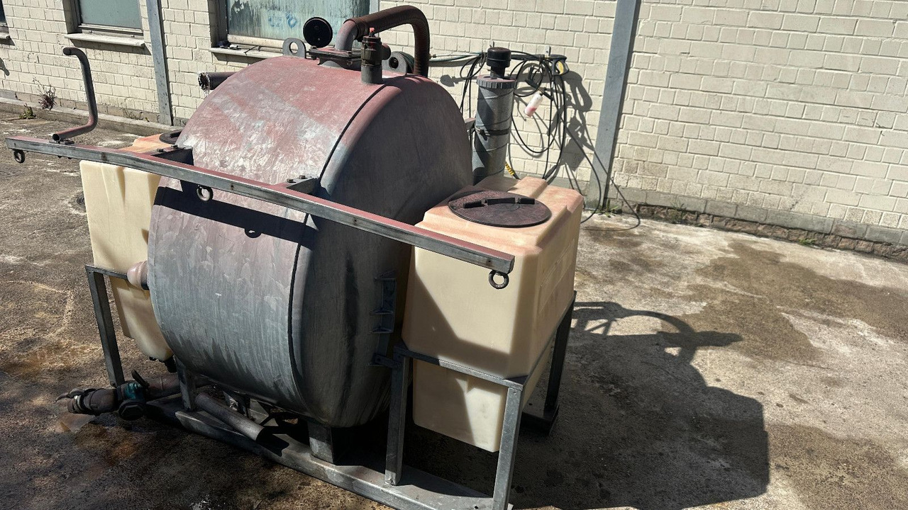 Saug-Druck fass Flexi + 2 Frisch-Wassertaschen - Truk vakum: gambar 2 Saug-Druck fass Flexi + 2 Frisch-Wassertaschen - Truk vakum: gambar 2