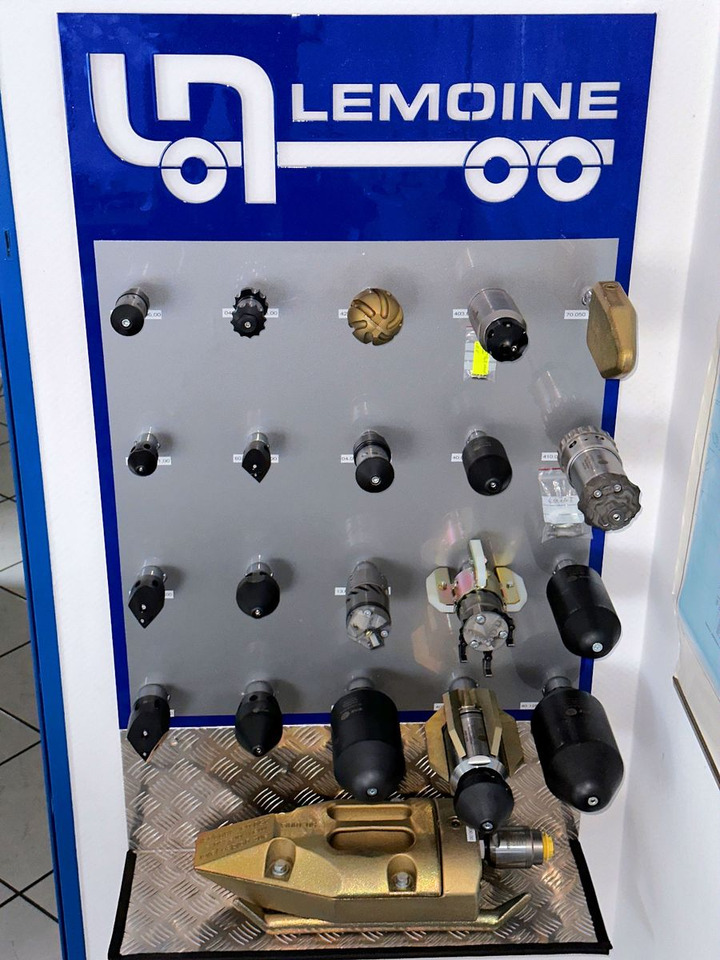 Scania R450 8x4 Kroll 19m³ W-Rückgewinner Kombi-HD +ADR - Truk vakum: gambar 5 Scania R450 8x4 Kroll 19m³ W-Rückgewinner Kombi-HD +ADR - Truk vakum: gambar 5