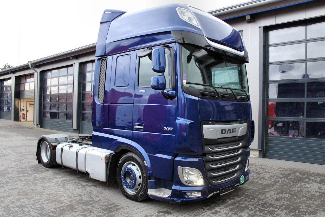 DAF XF 480 FT 4x2 SZM Lowliner !!! TOP !!! - Tractor head: gambar 2 DAF XF 480 FT 4x2 SZM Lowliner !!! TOP !!! - Tractor head: gambar 2