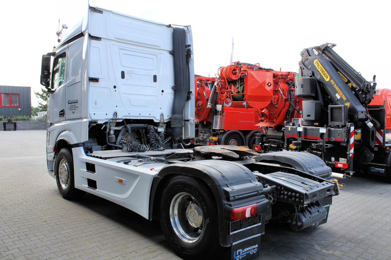 Mercedes-Benz Actros 1853 4x2 LS +Hydraulik + neuer AT-Motor - Tractor head: gambar 4 Mercedes-Benz Actros 1853 4x2 LS +Hydraulik + neuer AT-Motor - Tractor head: gambar 4
