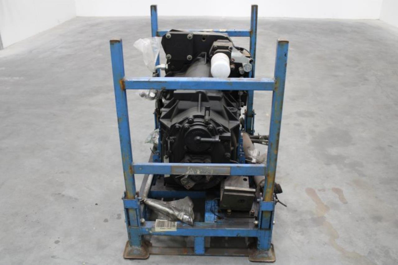 Dana 13.9TE10319-25 - Penularan untuk Peralatan untuk menangani material: gambar 4 Dana 13.9TE10319-25 - Penularan untuk Peralatan untuk menangani material: gambar 4