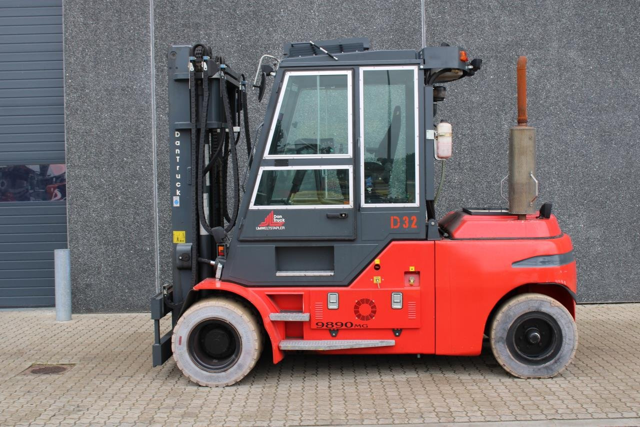 Dantruck 9890GD - Forklift LPG: gambar 1 Dantruck 9890GD - Forklift LPG: gambar 1