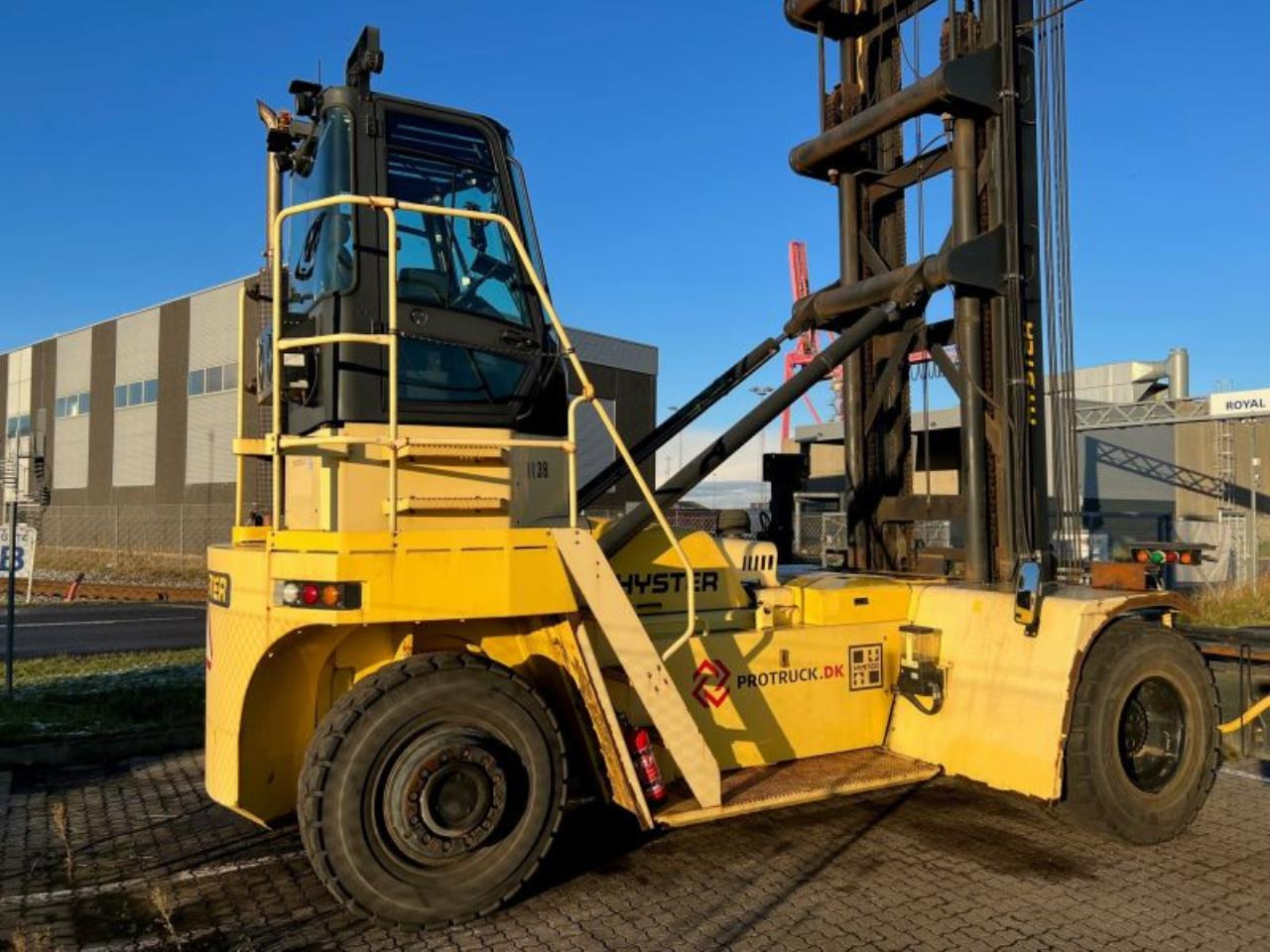 Hyster H16XM-12EC - Penanganan kontainer: gambar 3 Hyster H16XM-12EC - Penanganan kontainer: gambar 3