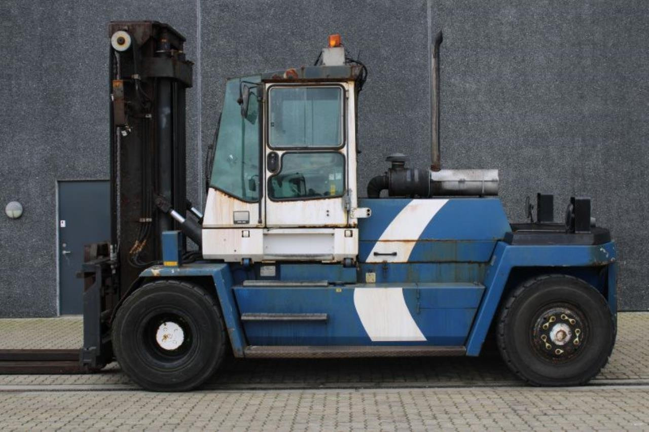Kalmar DCD160-12 - Forklift diesel: gambar 1 Kalmar DCD160-12 - Forklift diesel: gambar 1