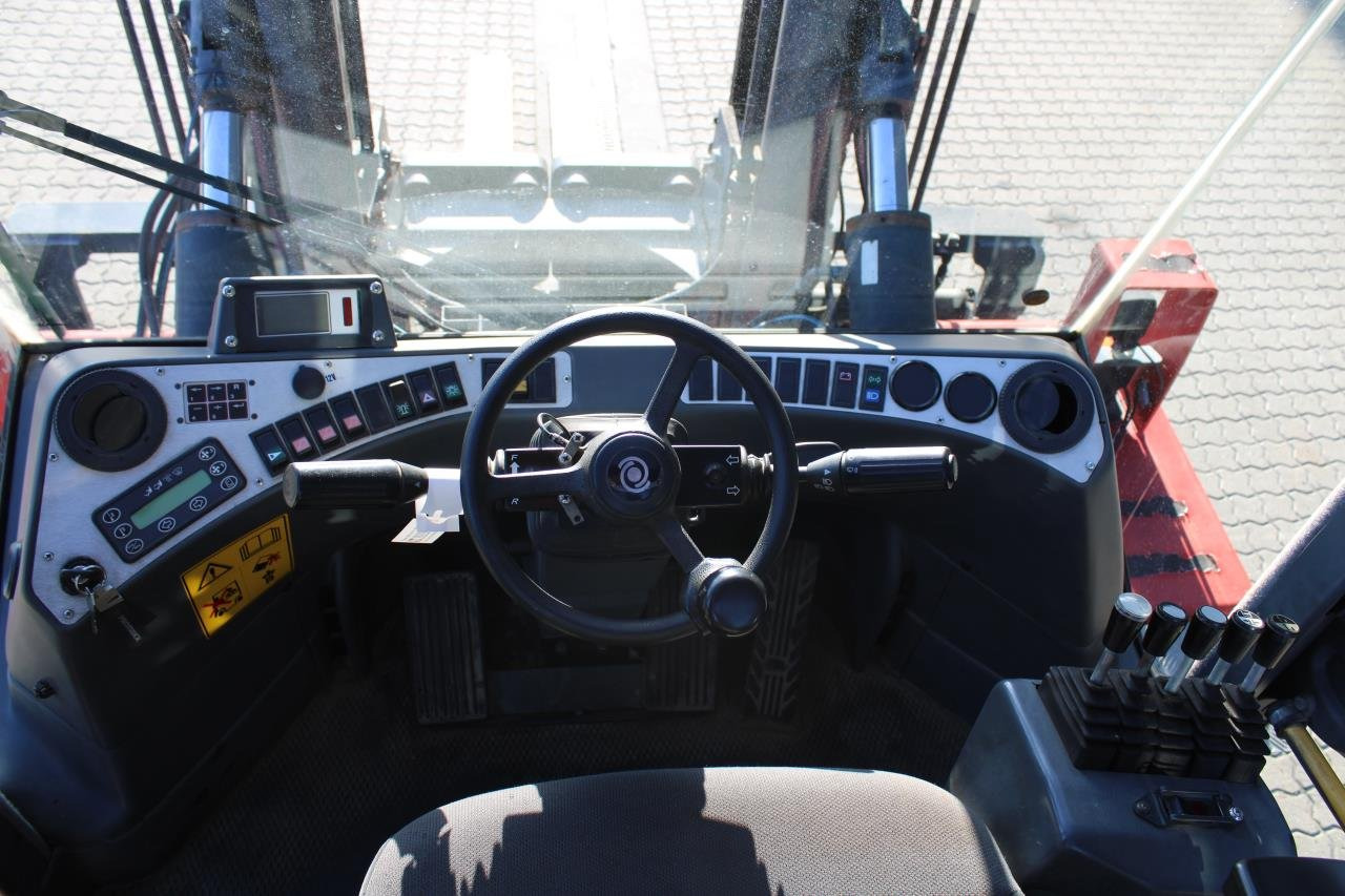 Kalmar DCE100-6 - Forklift diesel: gambar 4 Kalmar DCE100-6 - Forklift diesel: gambar 4