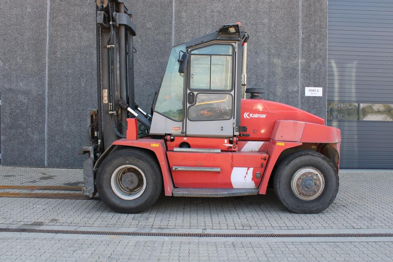 Kalmar DCE100-6 - Forklift diesel: gambar 1 Kalmar DCE100-6 - Forklift diesel: gambar 1