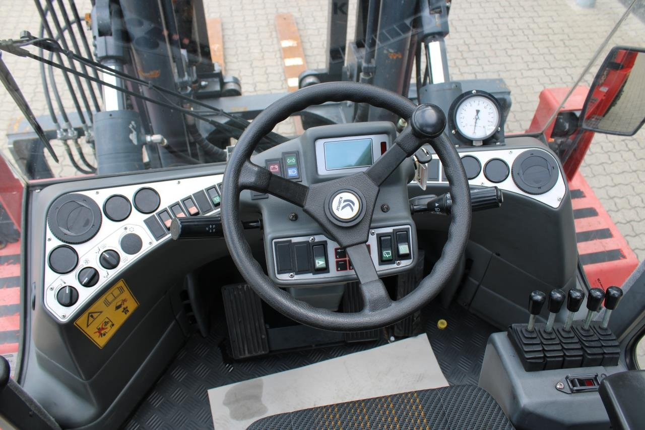 Kalmar DCE90-6 - Forklift diesel: gambar 4 Kalmar DCE90-6 - Forklift diesel: gambar 4