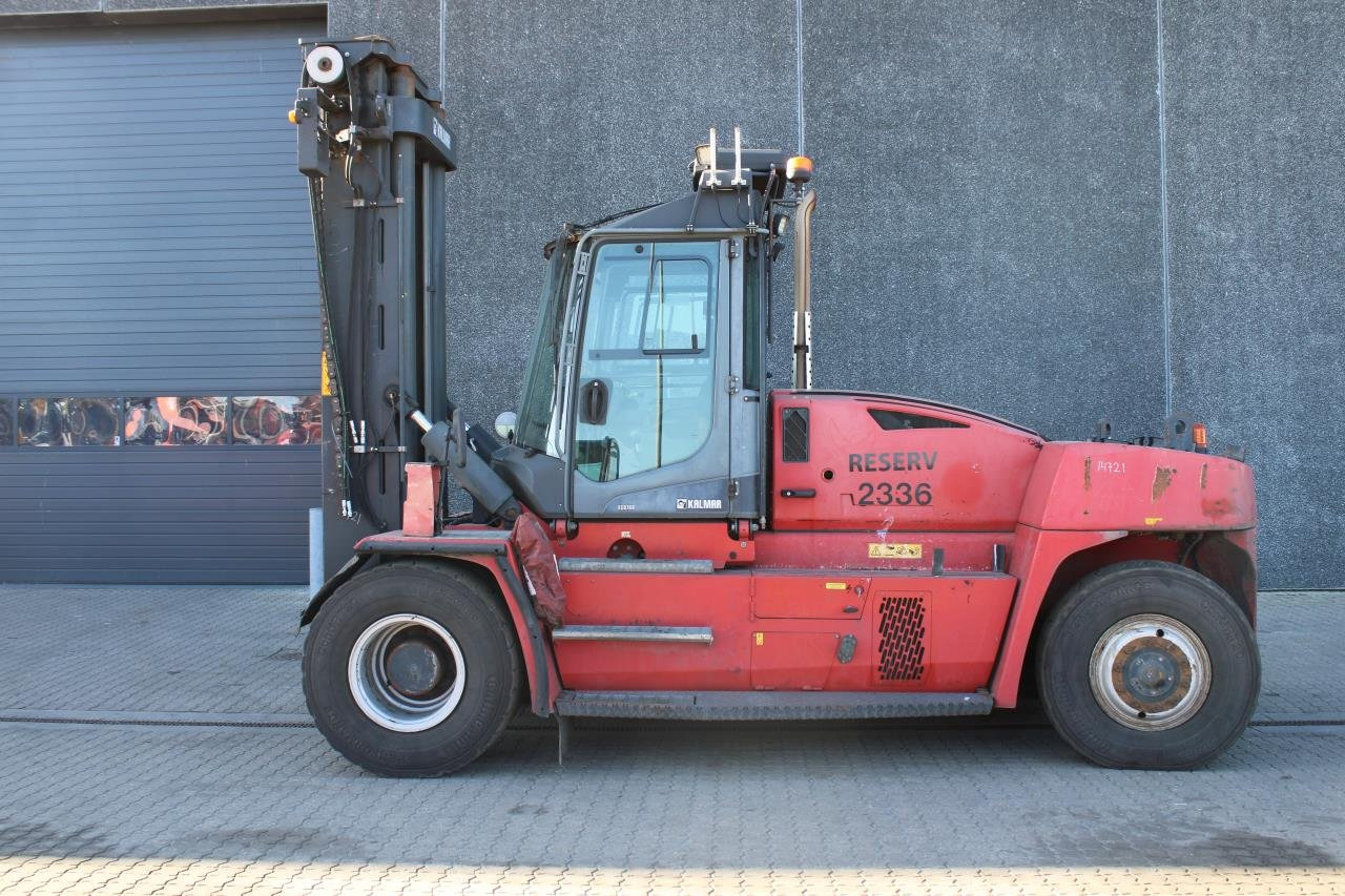 Kalmar DCG160-12 - Forklift diesel: gambar 1 Kalmar DCG160-12 - Forklift diesel: gambar 1