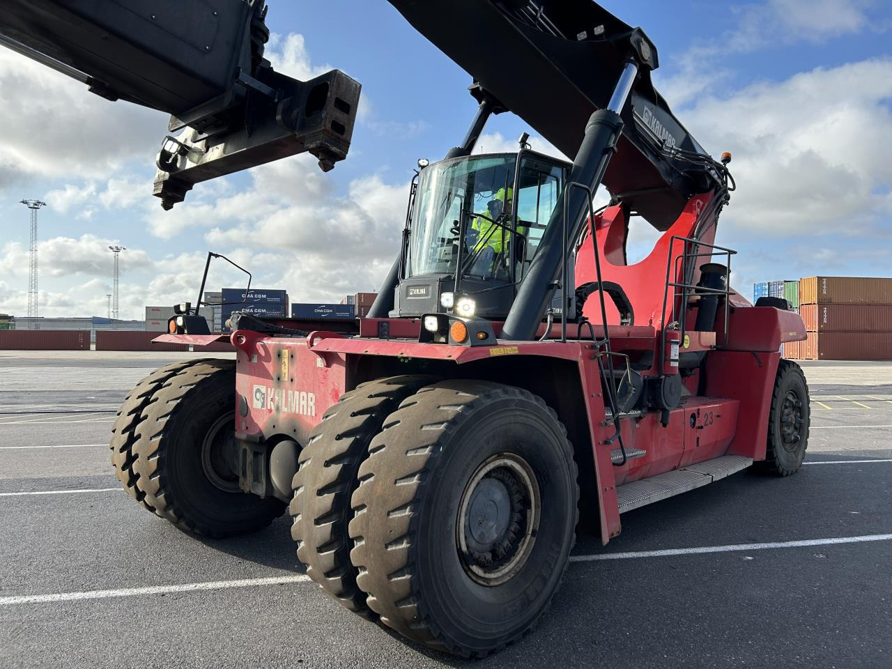Kalmar DRG450-65S5 - Penumpuk jangkauan: gambar 2 Kalmar DRG450-65S5 - Penumpuk jangkauan: gambar 2
