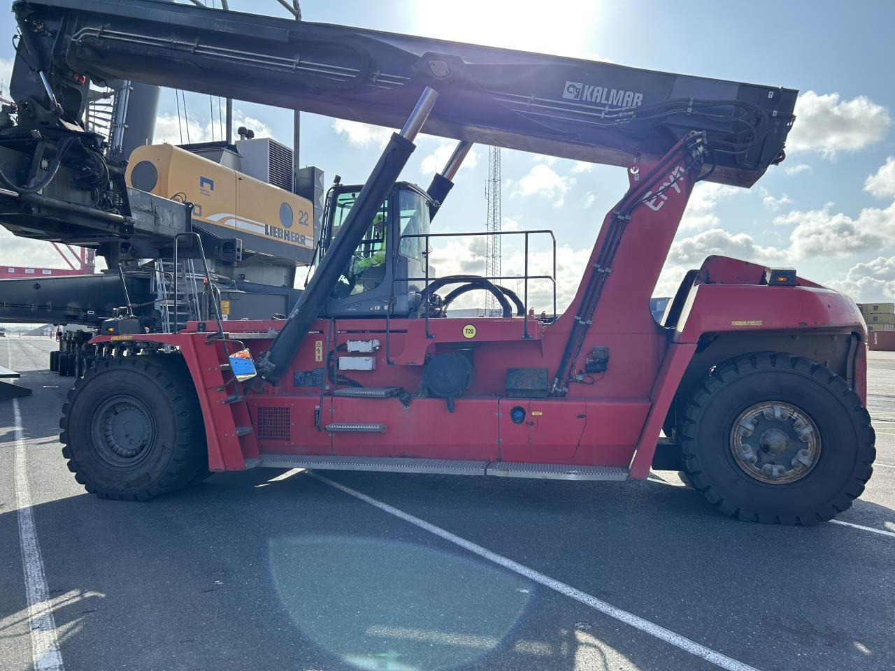 Kalmar DRG450-65S5 - Penumpuk jangkauan: gambar 1 Kalmar DRG450-65S5 - Penumpuk jangkauan: gambar 1
