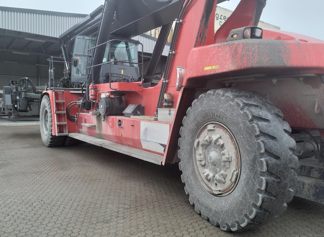 Kalmar DRG450-75C5XS - Penumpuk jangkauan: gambar 2 Kalmar DRG450-75C5XS - Penumpuk jangkauan: gambar 2