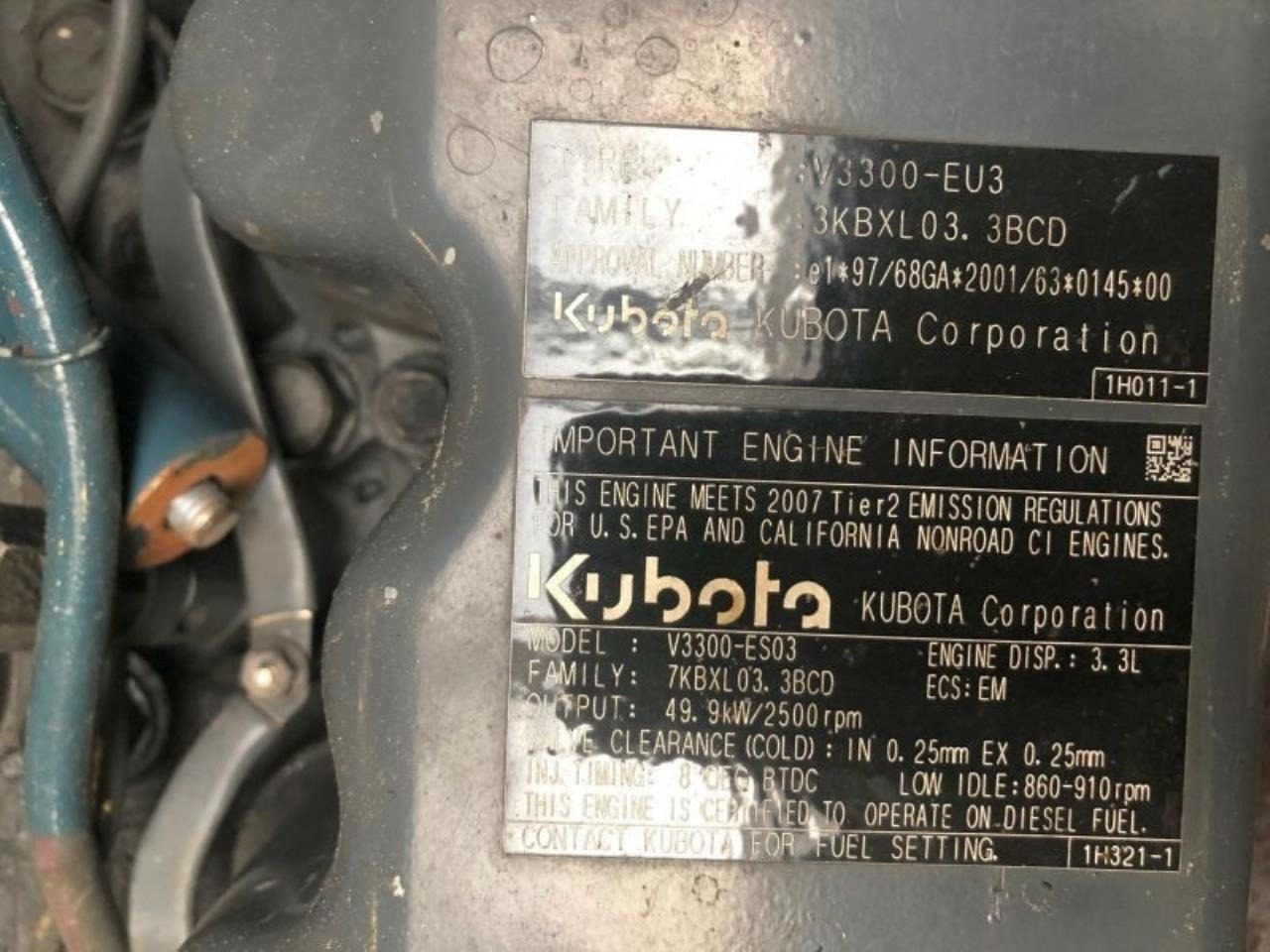 Kubota V3300-EU3 - Mesin: gambar 3 Kubota V3300-EU3 - Mesin: gambar 3