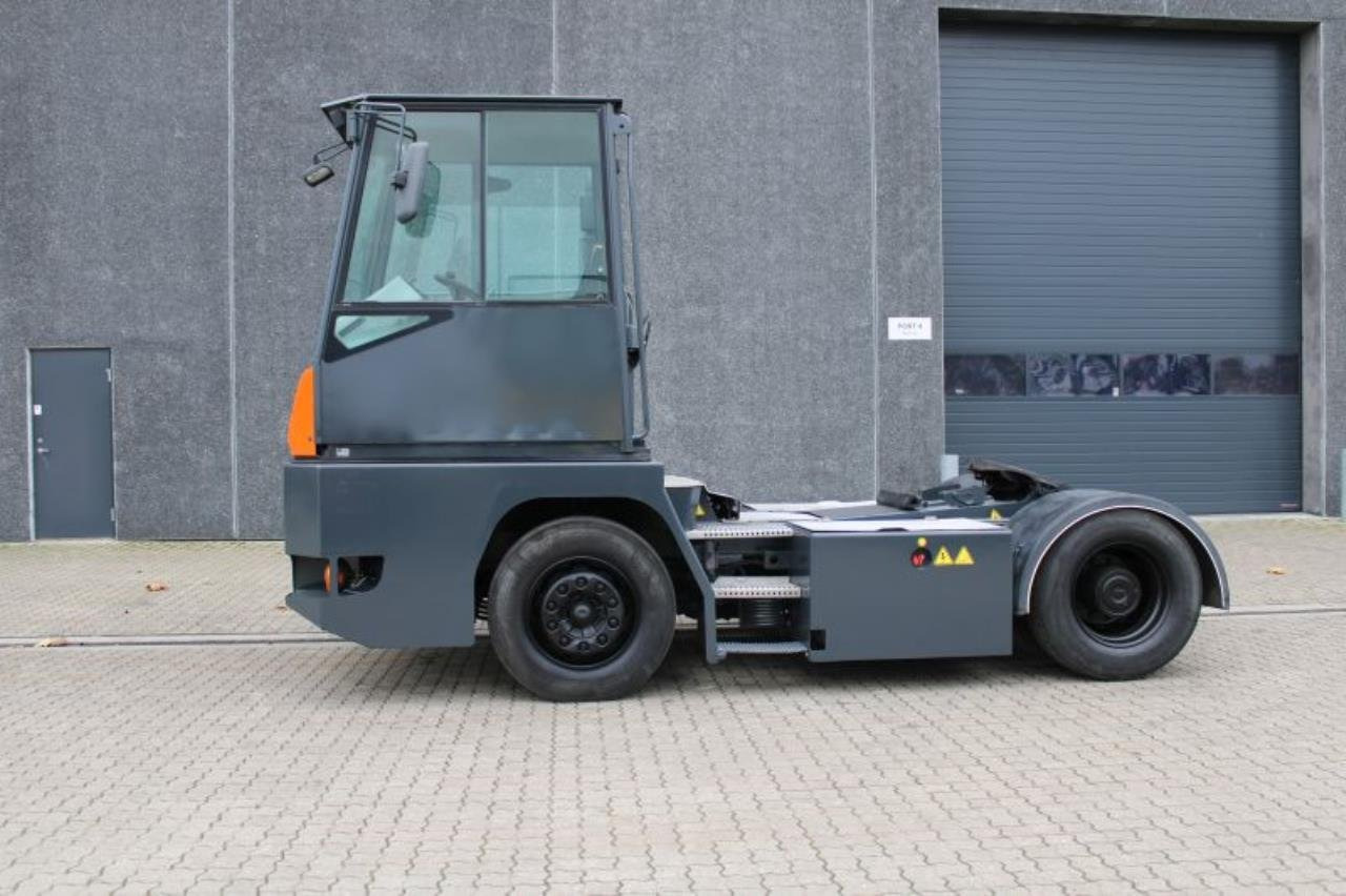 Mafi MT25 - Traktor terminal: gambar 1 Mafi MT25 - Traktor terminal: gambar 1