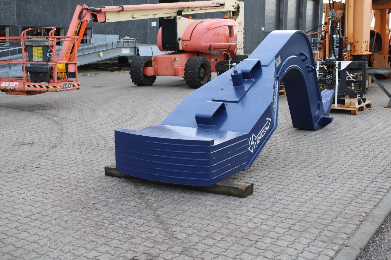 Novatech SH45 - Peralatan pelabuhan: gambar 2 Novatech SH45 - Peralatan pelabuhan: gambar 2