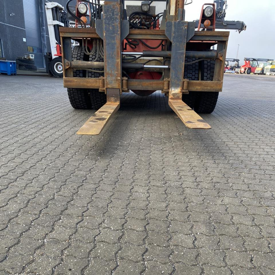SveTruck 10-900 - Forklift: gambar 3 SveTruck 10-900 - Forklift: gambar 3
