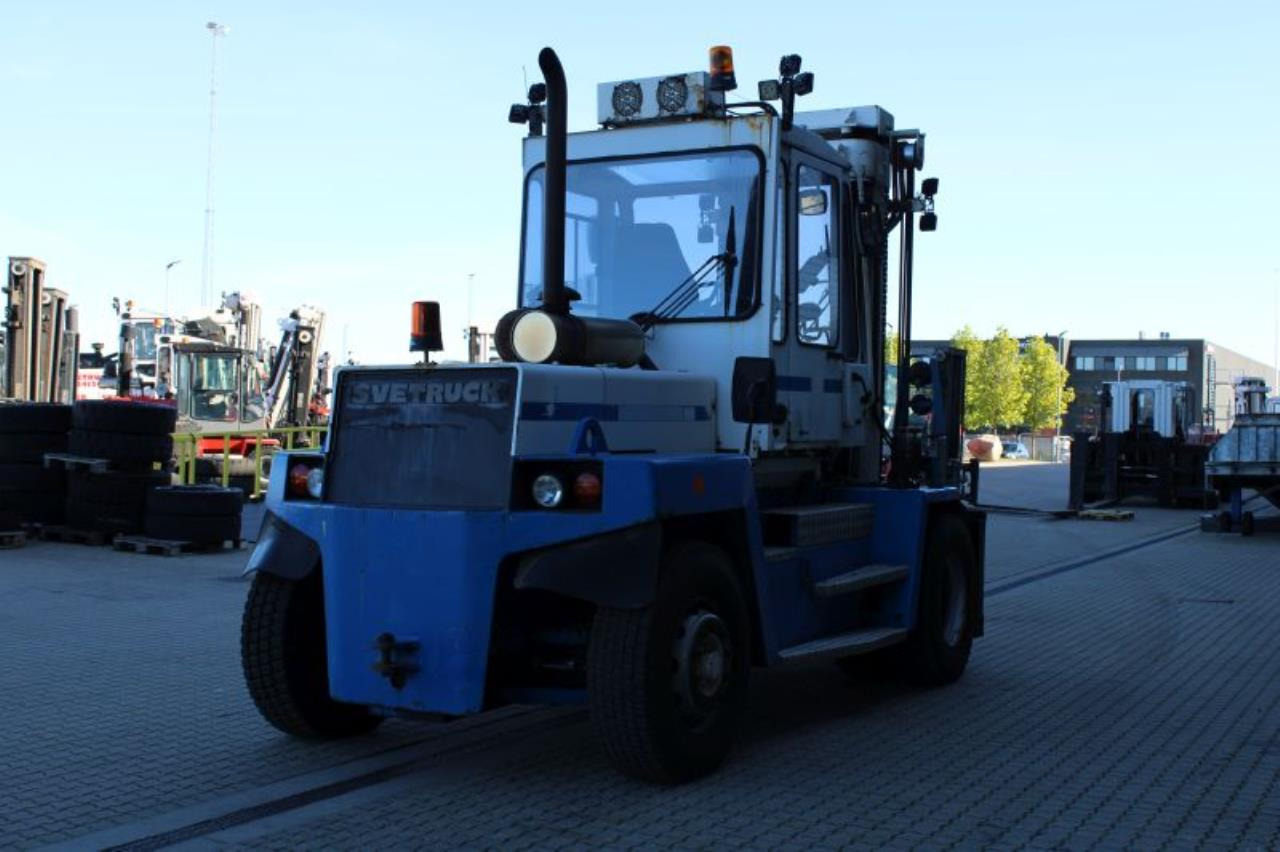 SveTruck 1090-32 - Forklift diesel: gambar 3 SveTruck 1090-32 - Forklift diesel: gambar 3
