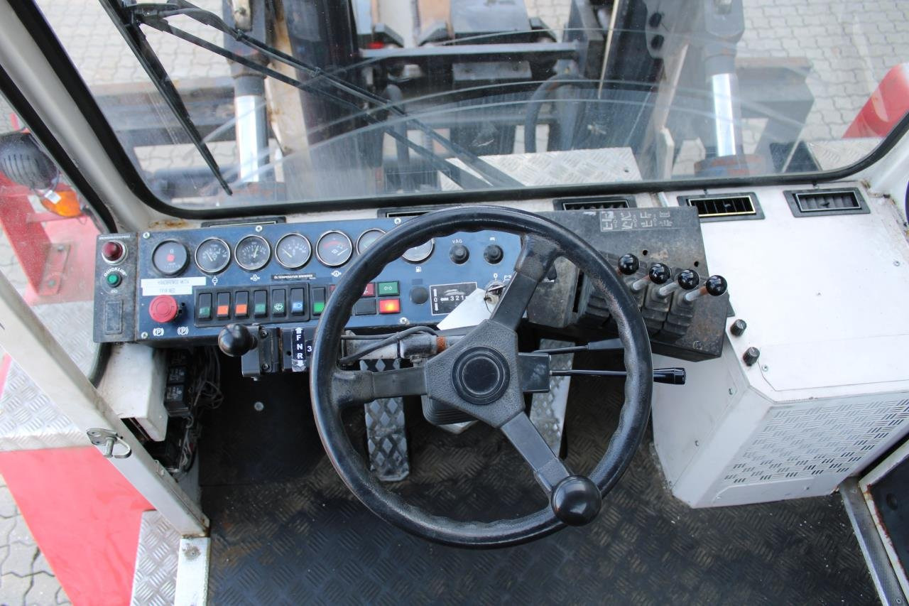 SveTruck 15120-35 - Forklift diesel: gambar 4 SveTruck 15120-35 - Forklift diesel: gambar 4