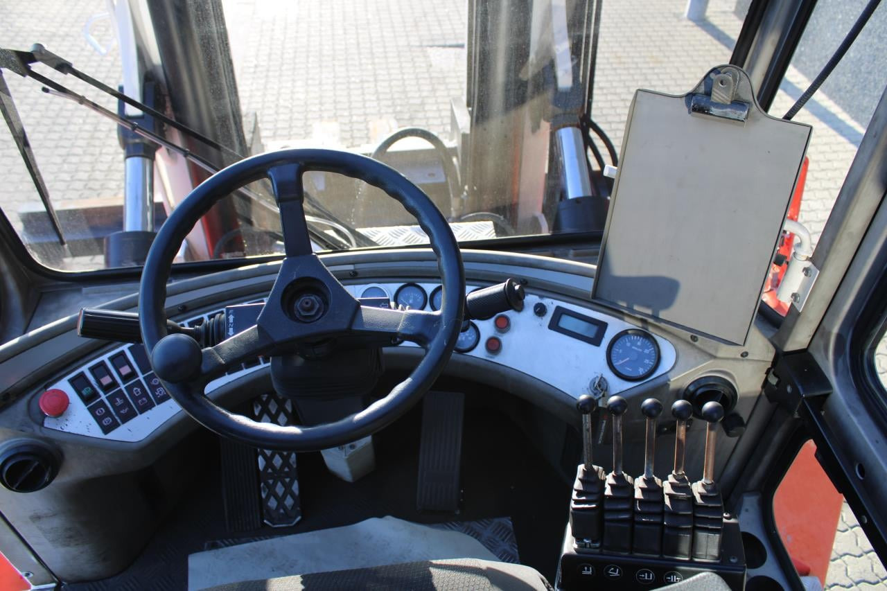 SveTruck 15120-38 - Forklift diesel: gambar 4 SveTruck 15120-38 - Forklift diesel: gambar 4