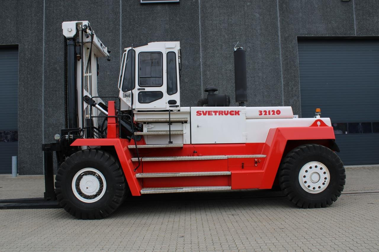 SveTruck 32120-50 - Forklift diesel: gambar 1 SveTruck 32120-50 - Forklift diesel: gambar 1