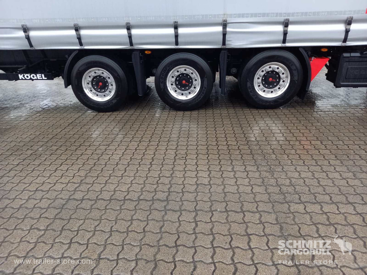 KOEGEL Auflieger Curtainsider Mega - Semi-trailer dengan terpal samping: gambar 5 KOEGEL Auflieger Curtainsider Mega - Semi-trailer dengan terpal samping: gambar 5