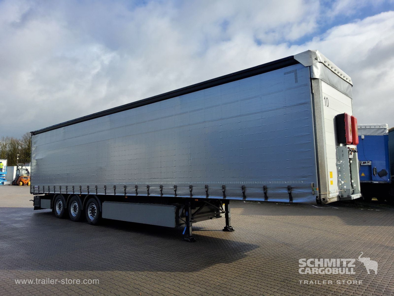 SCHMITZ Auflieger Curtainsider Standard - Semi-trailer dengan terpal samping: gambar 1 SCHMITZ Auflieger Curtainsider Standard - Semi-trailer dengan terpal samping: gambar 1