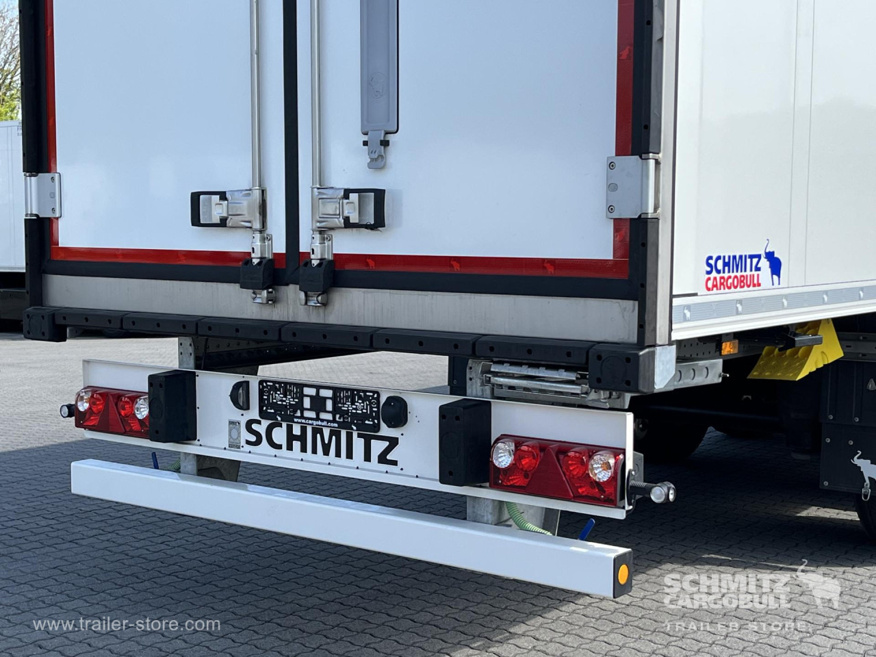 SCHMITZ Auflieger Tiefkühler Standard - Semi-trailer isotermal: gambar 3 SCHMITZ Auflieger Tiefkühler Standard - Semi-trailer isotermal: gambar 3