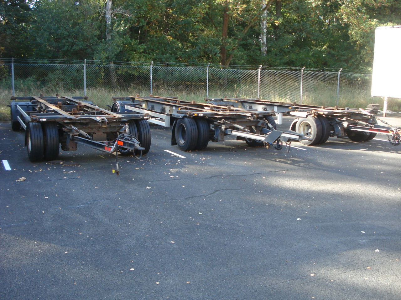 Krone AZ 18 A Drehschemel Zwillingsbereift! - Trailer pengangkut mobil: gambar 1 Krone AZ 18 A Drehschemel Zwillingsbereift! - Trailer pengangkut mobil: gambar 1