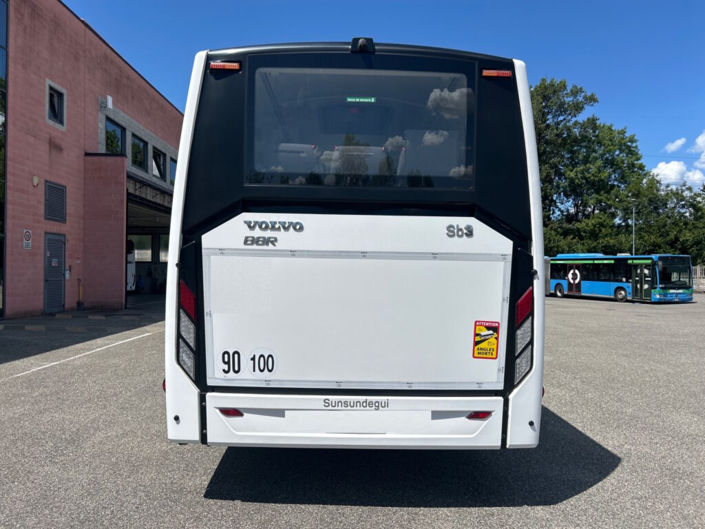 N.1 VOLVO MIDI SUNSUNDEGUI – Anno 2022 - Bus pinggiran kota: gambar 2 N.1 VOLVO MIDI SUNSUNDEGUI – Anno 2022 - Bus pinggiran kota: gambar 2
