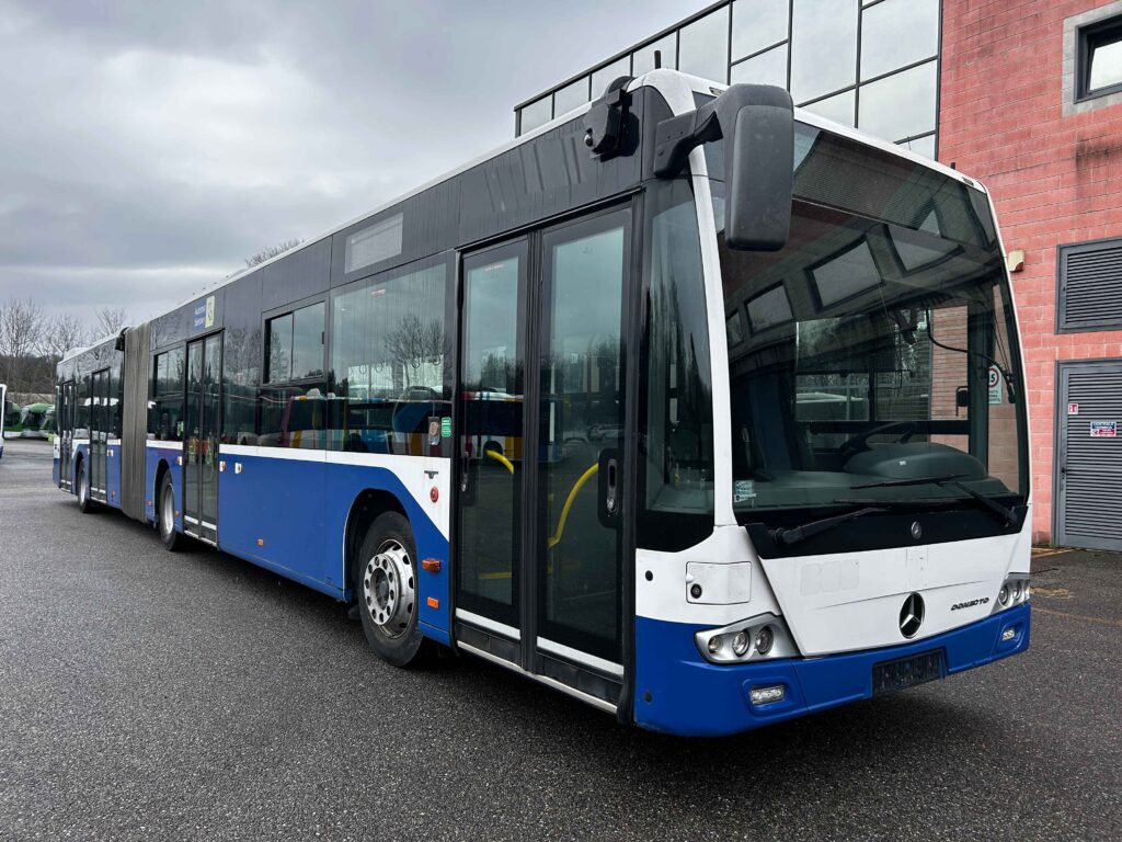 N.5 MERCEDES BENZ CONECTO G – Anno 2016 - Bus kota: gambar 1 N.5 MERCEDES BENZ CONECTO G – Anno 2016 - Bus kota: gambar 1