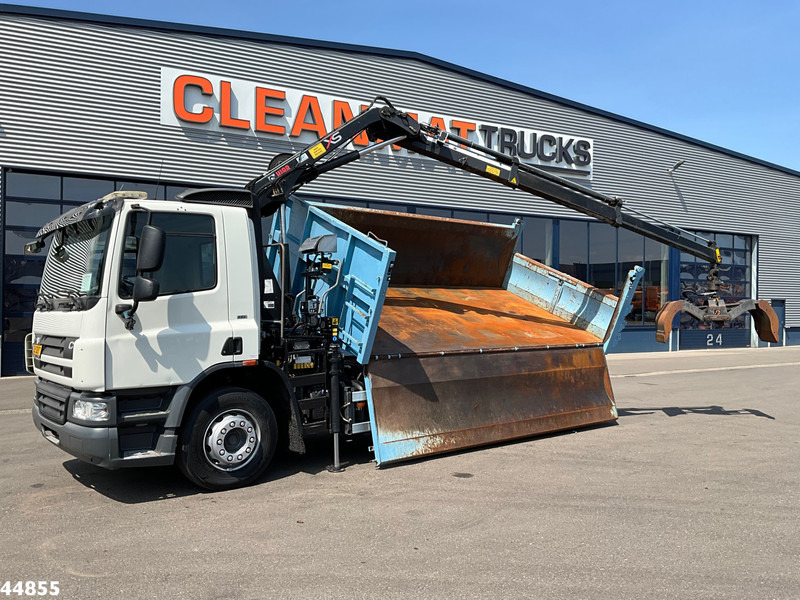 DAF FA 65 CF 250 Hiab 8 Tonmeter laadkraan - Truk jungkit, Truk derek: gambar 2 DAF FA 65 CF 250 Hiab 8 Tonmeter laadkraan - Truk jungkit, Truk derek: gambar 2