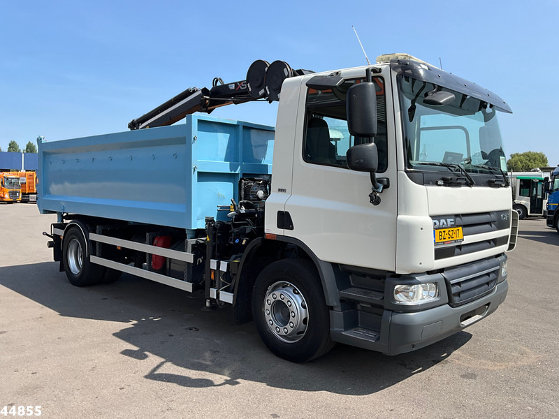 DAF FA 65 CF 250 Hiab 8 Tonmeter laadkraan - Truk jungkit, Truk derek: gambar 4 DAF FA 65 CF 250 Hiab 8 Tonmeter laadkraan - Truk jungkit, Truk derek: gambar 4