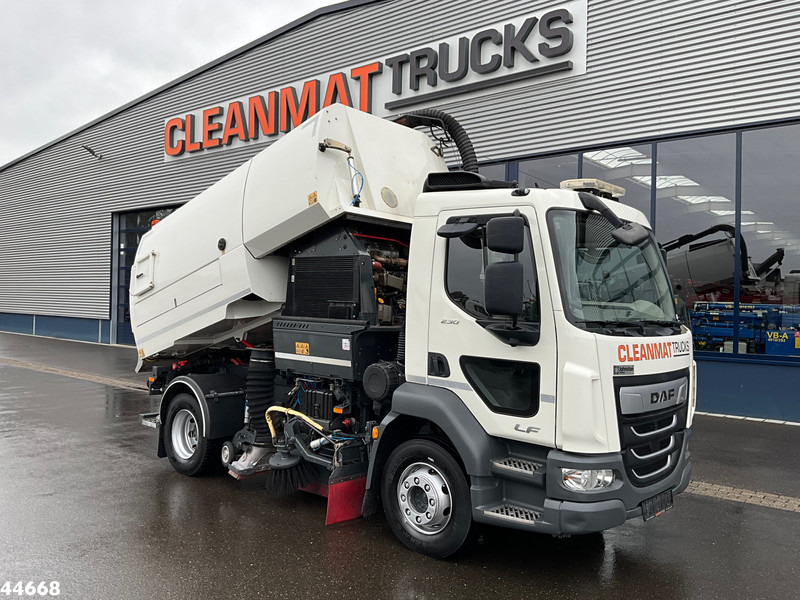 DAF FA LF 230 Euro 6 Johnston VT652 Just 87.278 km! - Penyapu jalan: gambar 1 DAF FA LF 230 Euro 6 Johnston VT652 Just 87.278 km! - Penyapu jalan: gambar 1